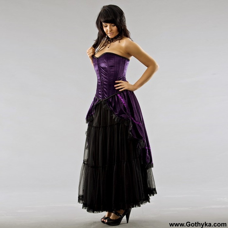 http://www.gothyka.com/Gothyka_images/produits/jupe_gothique_victorian_velvet_violette.jpg