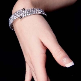 Bracelet Gothique Strass 3 rangs zig zag
