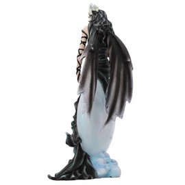 Statuette Nene Thomas Dark Skies